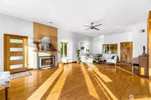 3643 Beach Dr E, Port Orchard, WA 98366 - Photo 8