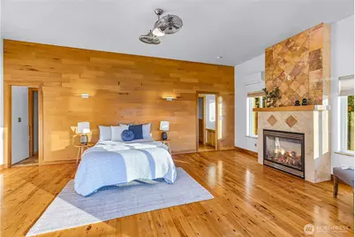 3643 Beach Drive E, Port Orchard, WA 98366 - Photo 22