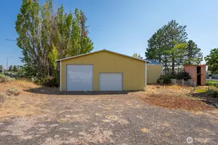 272 D St SE, Ephrata, WA 98823 - Photo 40