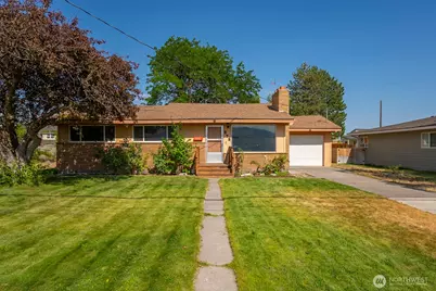 272 D Street SE, Ephrata, WA 98823 - Photo 2