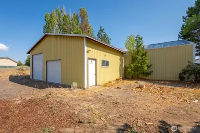 272 D Street SE, Ephrata, WA 98823 - Photo 38