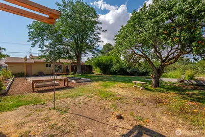 272 D Street SE, Ephrata, WA 98823 - Photo 36