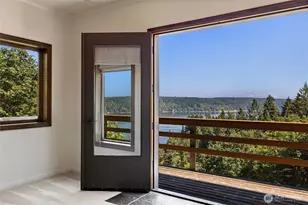 12747 SE Fetters Ln, Olalla, WA 98359 - Photo 18