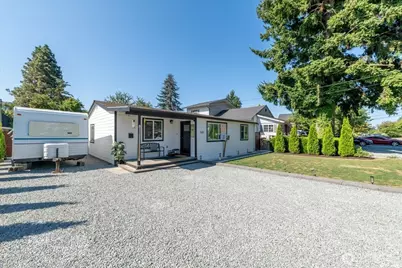 533 Fidalgo Street, Sedro Woolley, WA 98284 - Photo 2