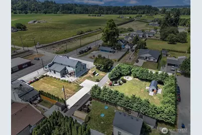 1421 Pioneer Highway, Silvana, WA 98287 - Photo 34