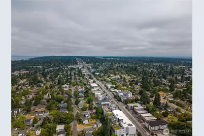 9057 Greenwood Avenue N #C206, Seattle, WA 98103 - Photo 20