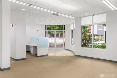 9057 Greenwood Avenue N #C206, Seattle, WA 98103 - Photo 2