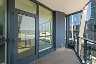 188 Bellevue Way NE, Bellevue, WA 98004 - Photo 20