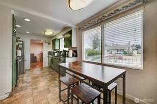 920 E 31st St, Bremerton, WA 98310 - Photo 14