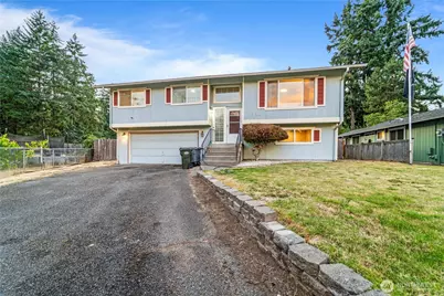 1306 Sherwood Court E, Tacoma, WA 98445 - Photo 2