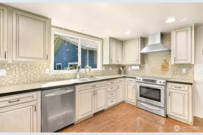 1300 W Axton Road, Ferndale, WA 98248 - Photo 12