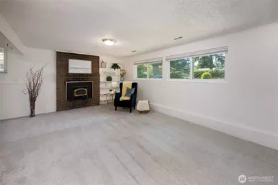 12822 NE 68th Street, Kirkland, WA 98033 - Photo 28