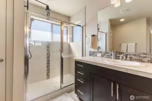 18420 135th St E, Bonney Lake, WA 98391 - Photo 22