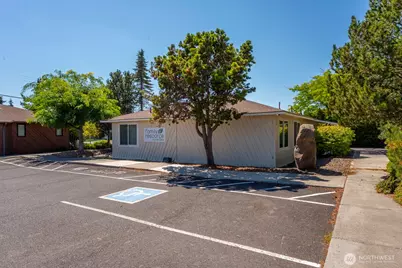 830 Sharon Avenue E, Moses Lake, WA 98837 - Photo 6