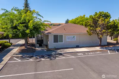 830 Sharon Avenue E, Moses Lake, WA 98837 - Photo 4