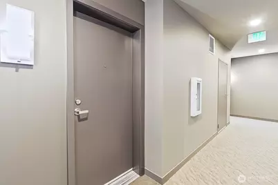 10000 Main Street #504, Bellevue, WA 98004 - Photo 22