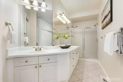 18606 NE 57th Street, Redmond, WA 98052 - Photo 14