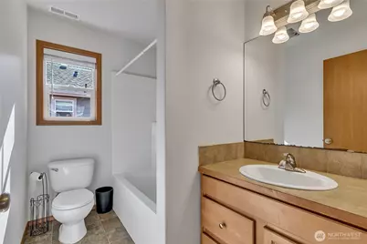 1720 Garfield Street #4 (D), Enumclaw, WA 98022 - Photo 32