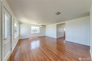 812 W 4th St, Port Angeles, WA 98363 - Photo 10