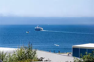 812 W 4th St, Port Angeles, WA 98363 - Photo 8