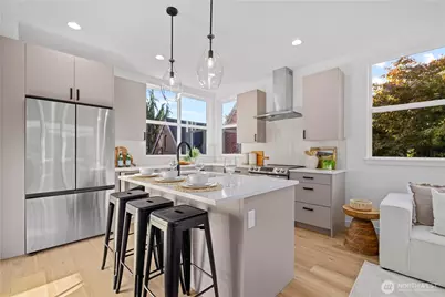 1704 A N 47th Street, Seattle, WA 98103 - Photo 10