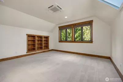 9721 NE Charisma Circle, Bainbridge Island, WA 98110 - Photo 26