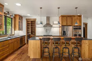 9721 NE Charisma Cir, Bainbridge Island, WA 98110 - Photo 14