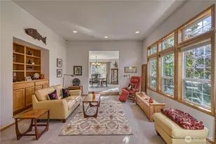 9705 346th St S, Roy, WA 98580 - Photo 4