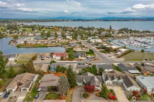 8118 Comox Rd, Blaine, WA 98230 - Photo 6