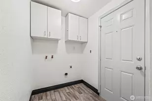 10221 Villa Ln SW, Lakewood, WA 98499 - Photo 14