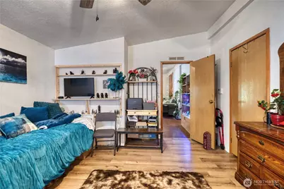 172 Sprague Valley Drive, Maple Falls, WA 98266 - Photo 12