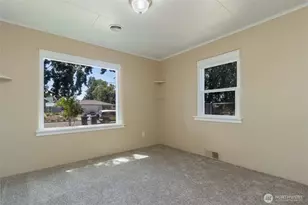 627 Juniper St, Walla Walla, WA 99362 - Photo 6