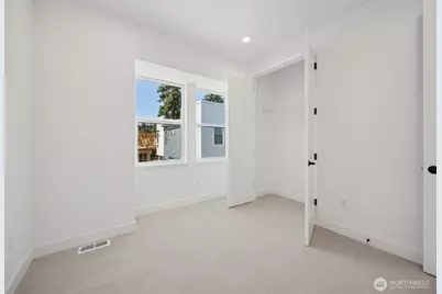 18814 99th Court NE #B, Bothell, WA 98011 - Photo 32