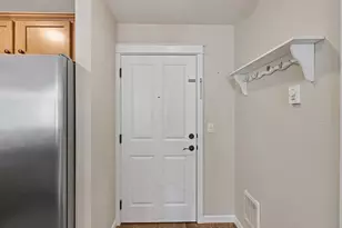 690 32nd St, Bellingham, WA 98225 - Photo 18