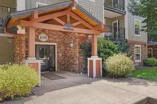 690 32nd St, Bellingham, WA 98225 - Photo 4