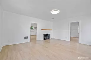 413 W 4th Ave, Pe Ell, WA 98572 - Photo 4