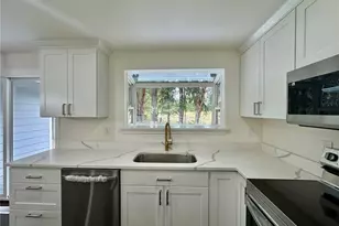 7044 Johnson Point Rd NE, Olympia, WA 98516 - Photo 8