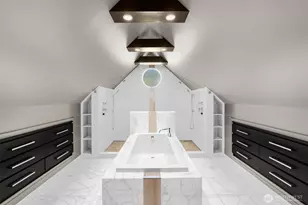 160 S 1st St, Kalama, WA 98625 - Photo 24