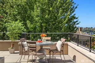 1168 Harvard Ave E, Seattle, WA 98102 - Photo 12