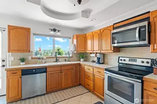 719 Peters, Raymond, WA 98577 - Photo 10