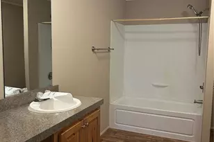 201 W Oakview Ave, Centralia, WA 98531 - Photo 16