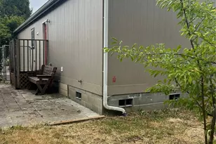 201 W Oakview Ave, Centralia, WA 98531 - Photo 8