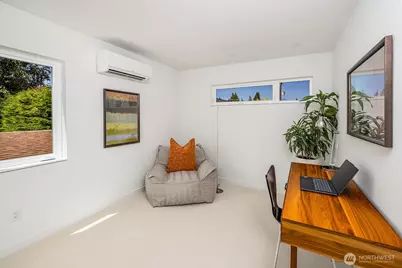 314 NE 59th Street, Seattle, WA 98105 - Photo 8
