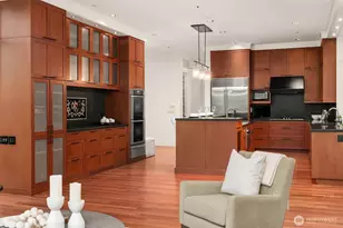 9632 Lake Washington Blvd NE, Bellevue, WA 98004 - Photo 10