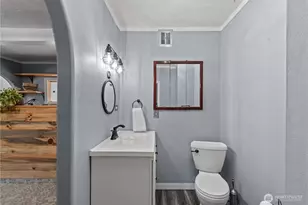 22 S Emerson Ave, Wenatchee, WA 98801 - Photo 8