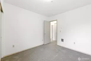 11424 1st Ave S, Seattle, WA 98168 - Photo 18