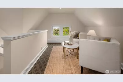 718 E Aloha Street #10, Seattle, WA 98102 - Photo 36