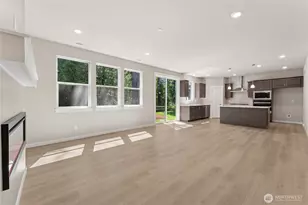 9911 38th St Ct E, Edgewood, WA 98371 - Photo 4