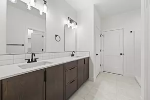 1269 E Mt Hood St, Othello, WA 99344 - Photo 28