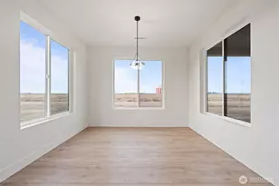 1269 E Mt Hood St, Othello, WA 99344 - Photo 14